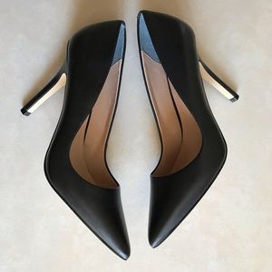 Charles by Charles David Black Pumps